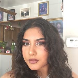 Meet your Posher, Diana